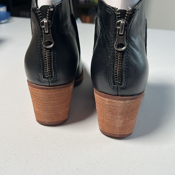 Kork-Ease Chandra Bootie Boots Shoes - Picture 2 of 9